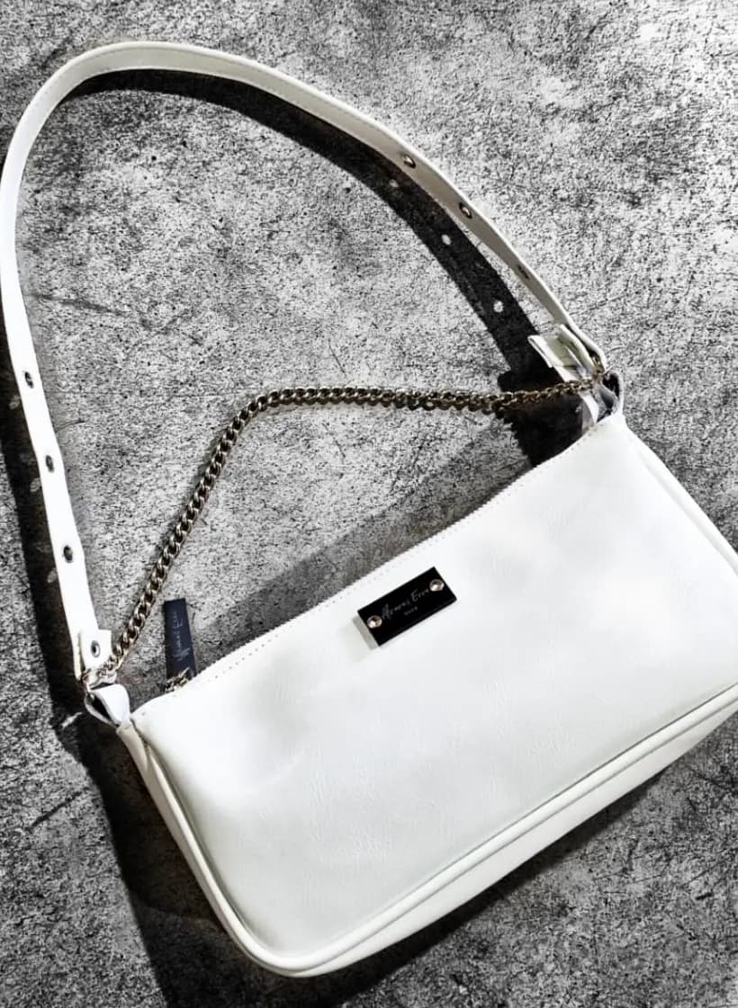 Cartera - Baguette Negro o Blanco